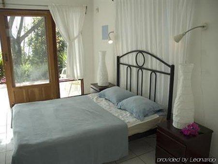 Vista Atenas Bed And Breakfast Mercedes  Стая снимка